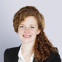 Vivien Wornat ist Ihre Ansprechpartnerin für Unternehmen